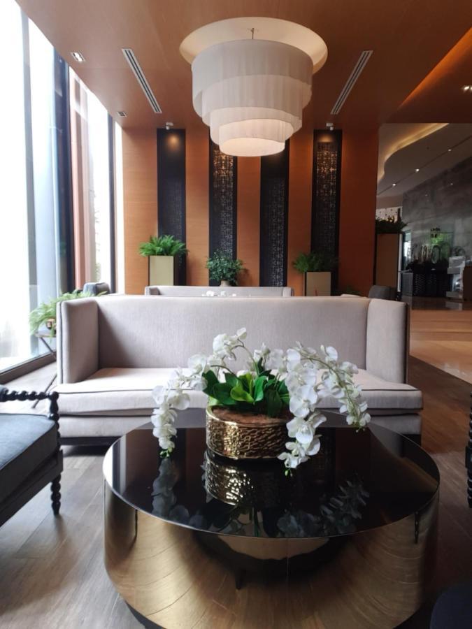 The Astra Chiang Mai Family Room Extérieur photo
