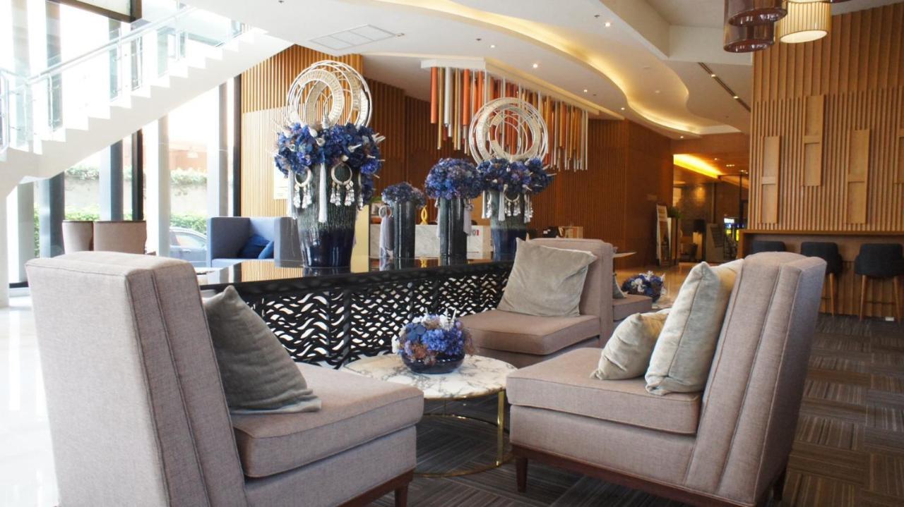 The Astra Chiang Mai Family Room Extérieur photo